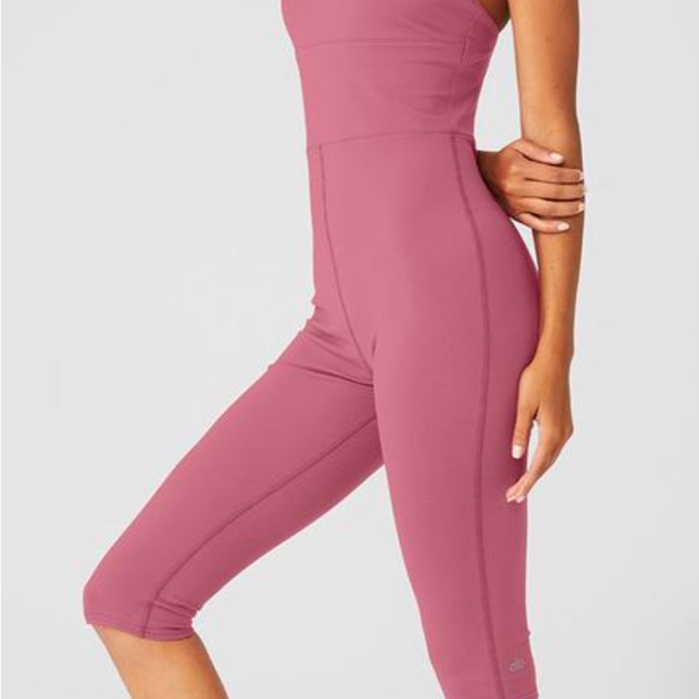 ALO Yoga Pink Leggings with High-Rise Waistband and Seamless Design